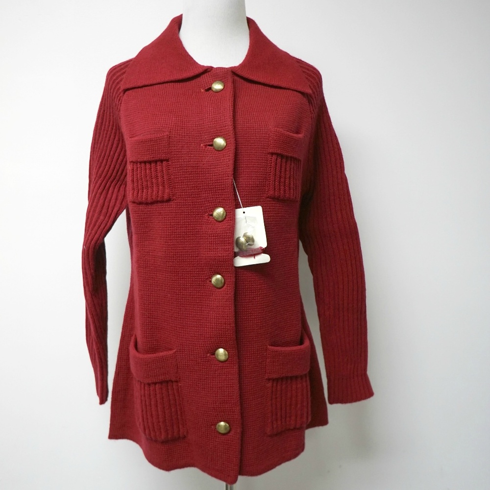 VTG Montgomery Ward red sweater / cardigan